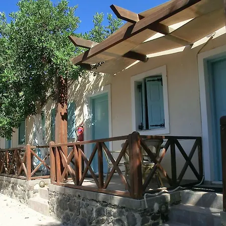 Santorini Camping&hostel