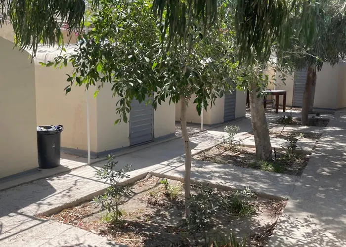 Santorini & 호스텔 *