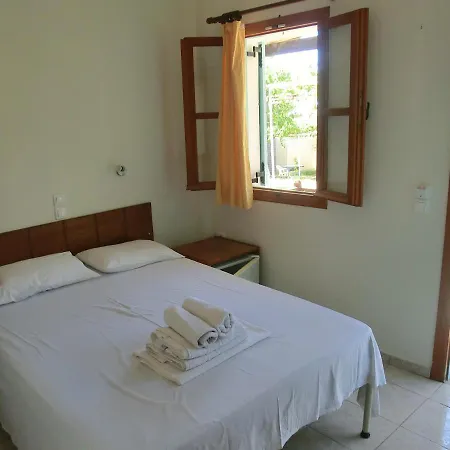 Santorini & Hostel