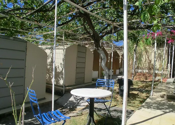 Hostel Santorini & Φηρά