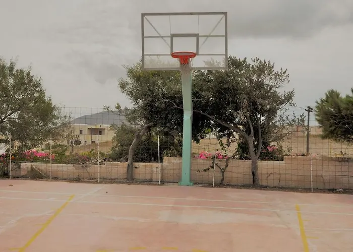 Hostel Santorini & Φηρά