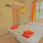 Santorini & Hostel Firá