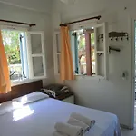 Santorini & * Firá