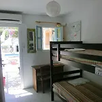 Santorini & Hostel *