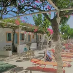Santorini & Hostel Firá