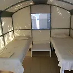 Hostel Santorini & *