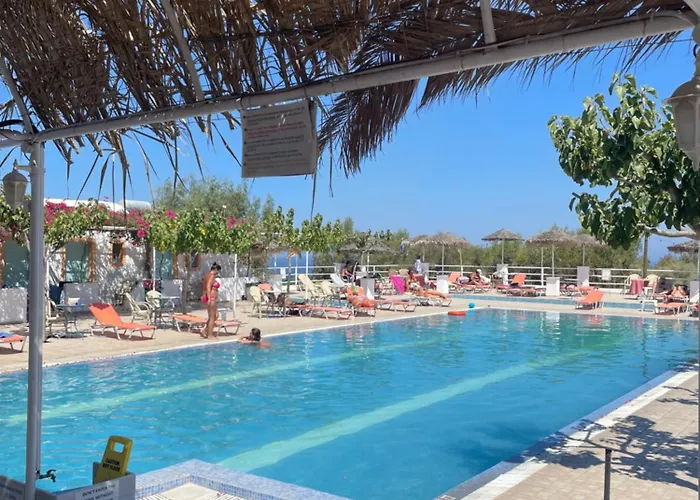 Santorini & אכסניה