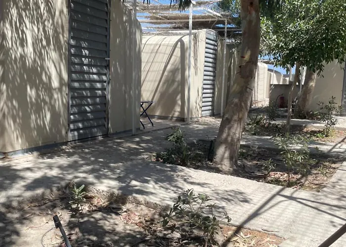 Santorini & Hostel *